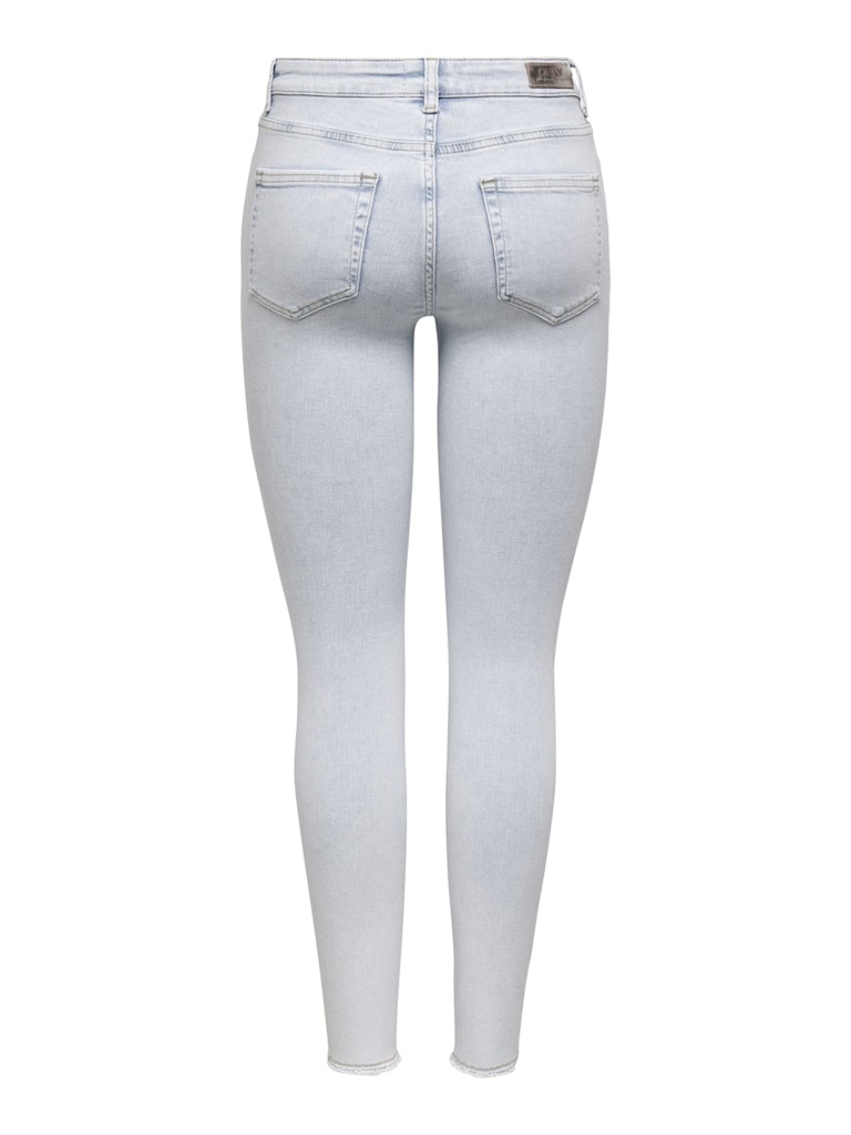 ONLY_SpringSummer2024_light-blue-denim_15223448_2.jpg