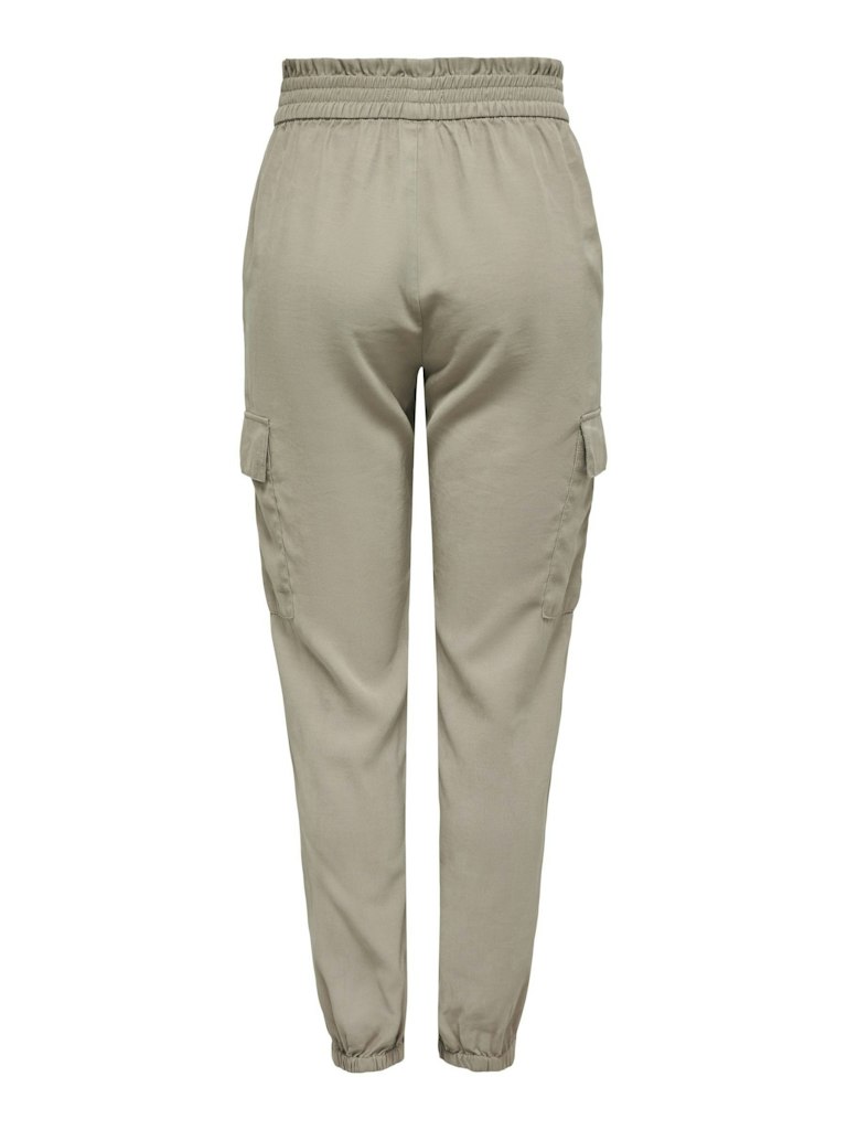 ONLY_FallWinter2023_pure-cashmere_15245364_2.jpg