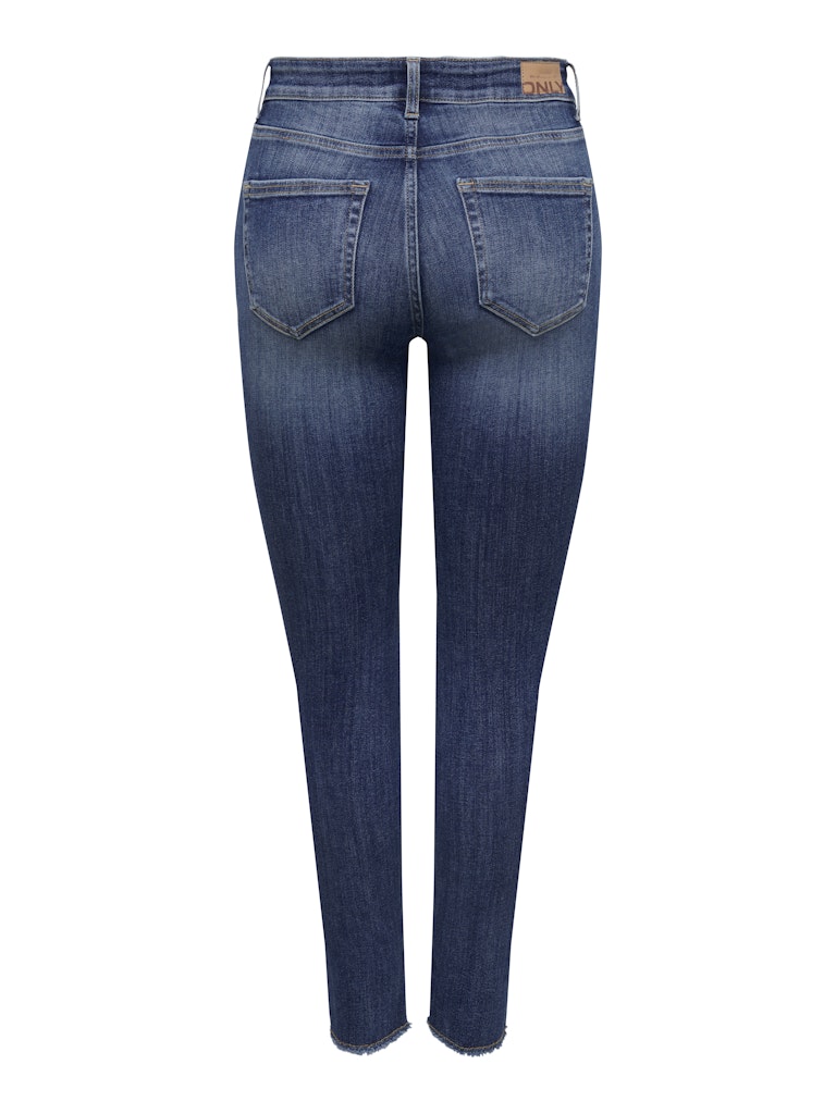ONLY_FallWinter2023_3972348_15266225_2.jpg