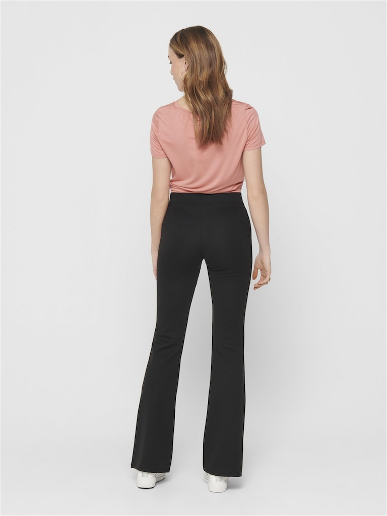 ONLY_NOOS2021_black_15213525_4.jpg