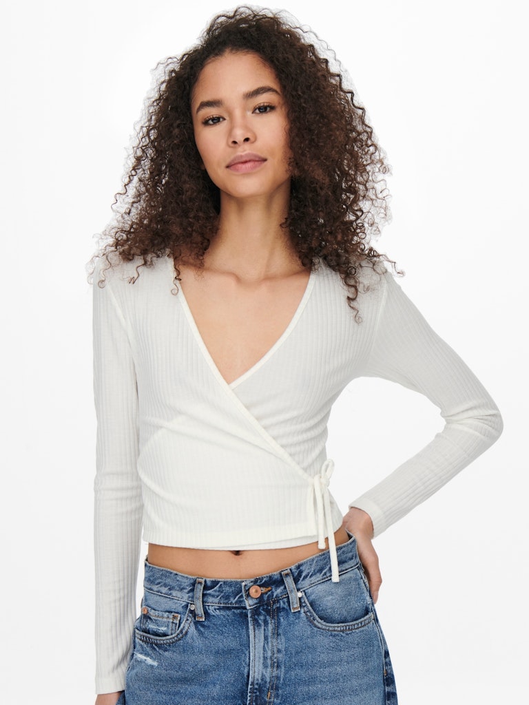 ONLY_SpringSummer2022_3823477_15241065_4.jpg