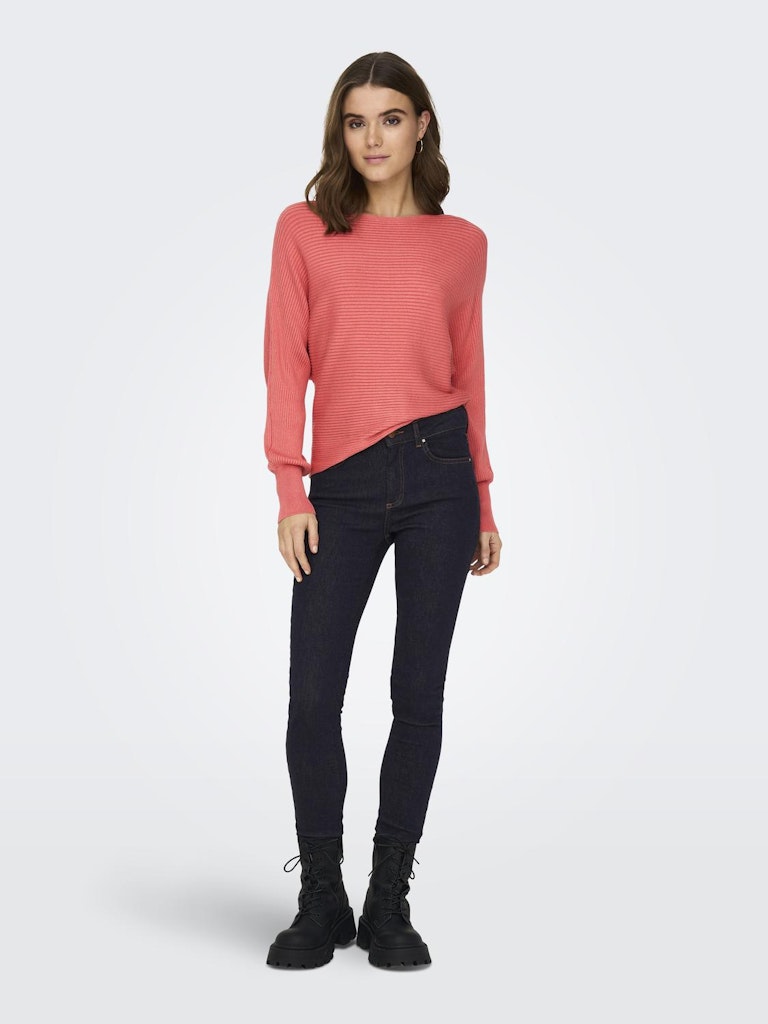 ONLY_FallWinter2022_4086739_15226298_5.jpg