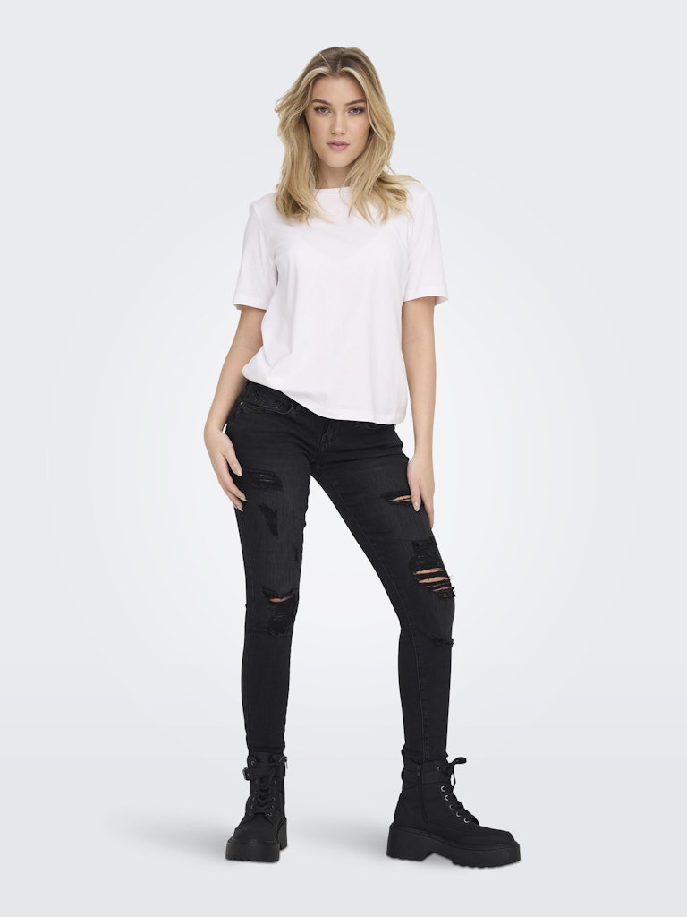 ONLY_Noos2023_white_15270390_5.jpg