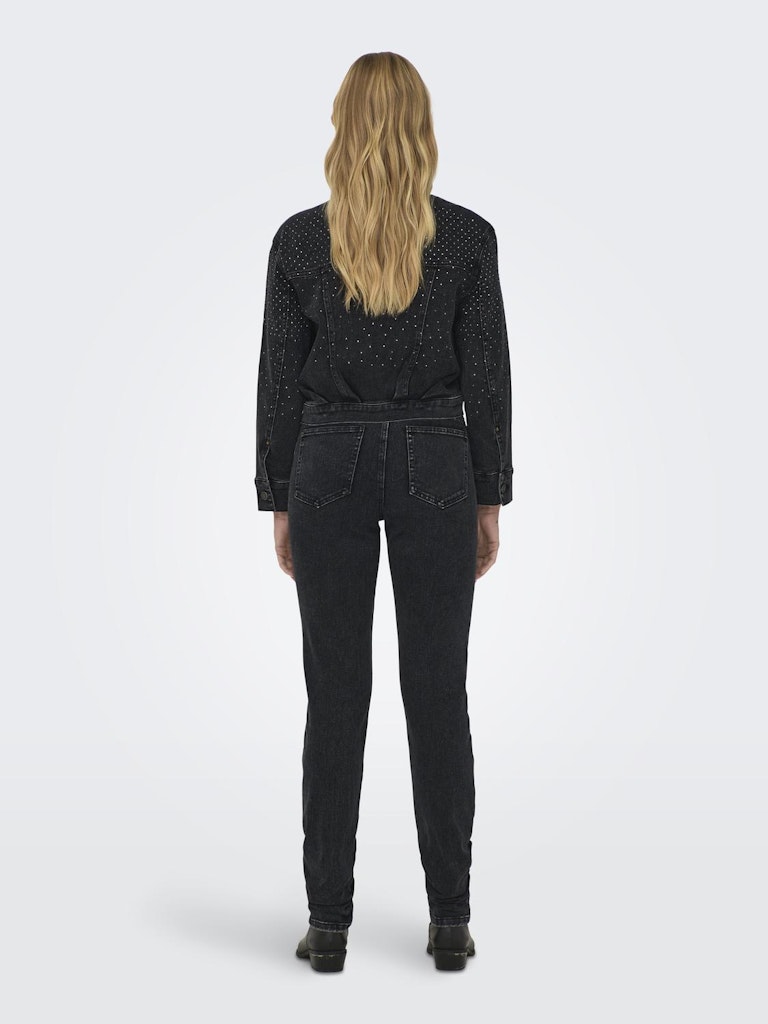 ONLY_Autumnwinter_4333559_15304610_5.jpg