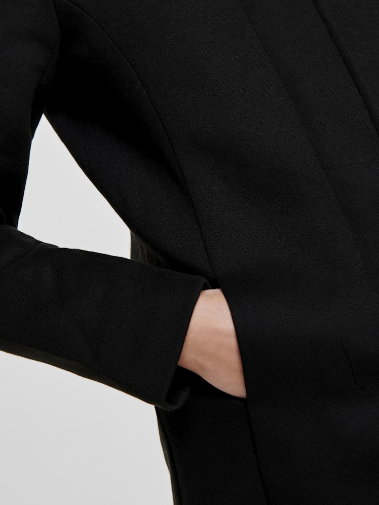 ONLY_FallWinter2019_2656054_15142911_7.jpg