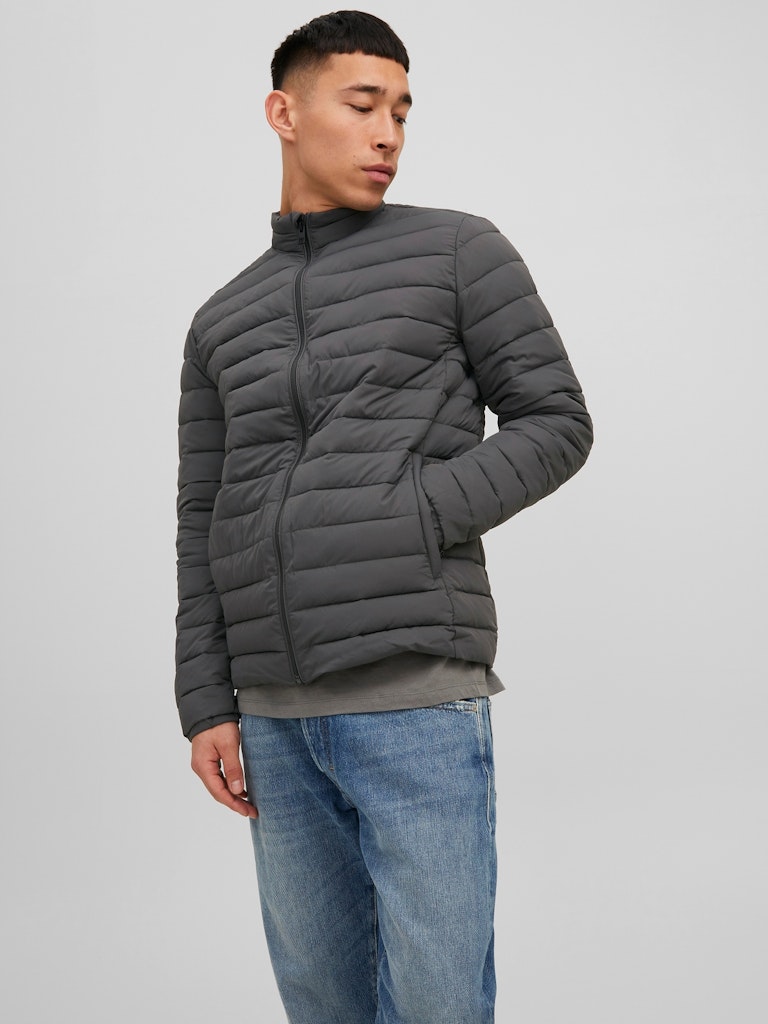JJERECYCLE PUFFER COLLAR NOOS