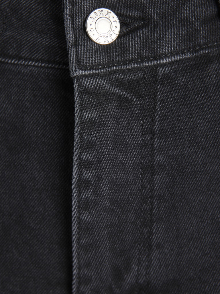 JJXX_FallWinter2023_4323321_12244280_2.jpg
