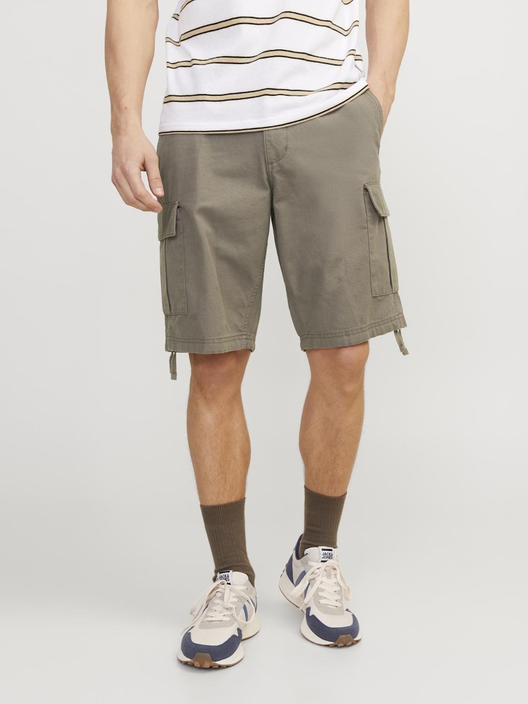 JACK&JONES_SpringSummer2024_4376954_12248685_2.jpg