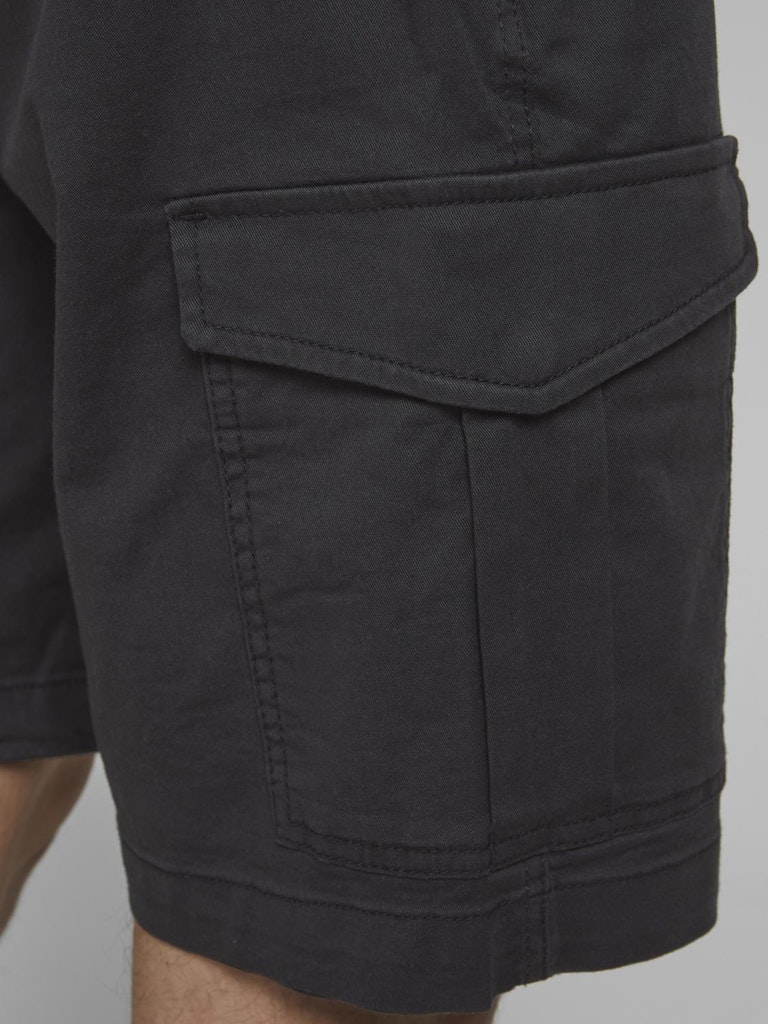 JACK&JONES_SpringSummer2023_3508162_12182555_3.jpg