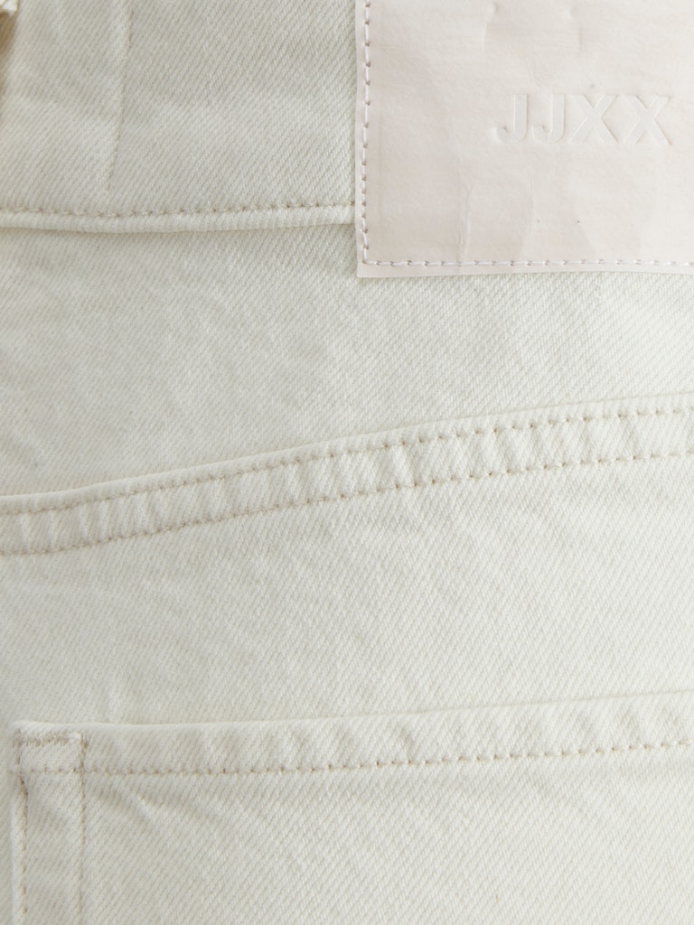 JJXX_SpringSummer2022_3820407_12204438_3.jpg