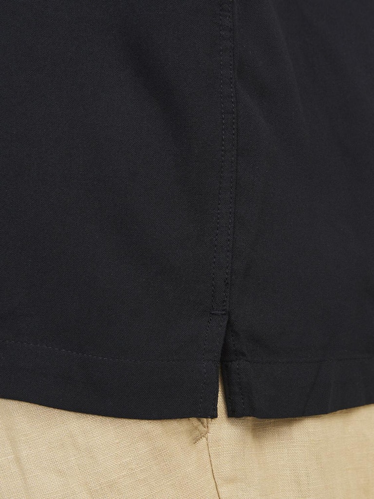 JACK&JONES_SpringSummer2024_4371135_12248386_3.jpg