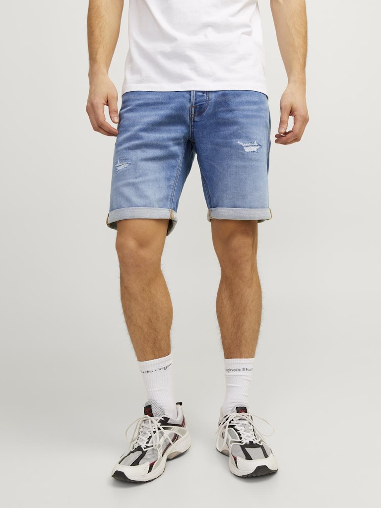 JACK&JONES_SpringSummer2024_4384112_12249208_3.jpg