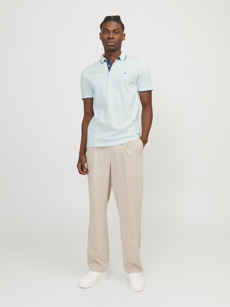 JACK&JONES_SpringSummer2018_4394077_12136668_3.jpg