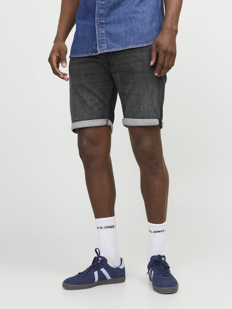JACK&JONES_SpringSummer2024_black-denim_12252246_3.jpg