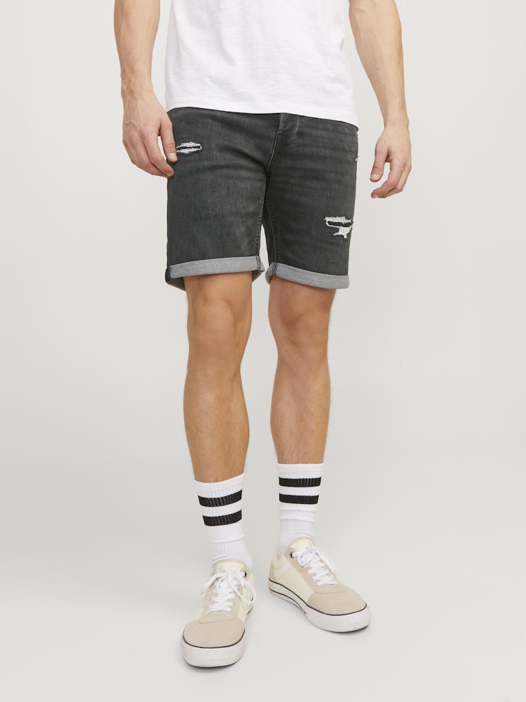 JACK&JONES_SpringSummer2024_black-denim_12252247_3.jpg