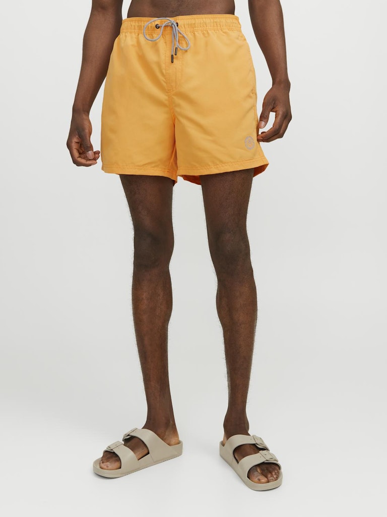 JACK&JONES_SpringSummer2023_4459889_12225961_3.jpg