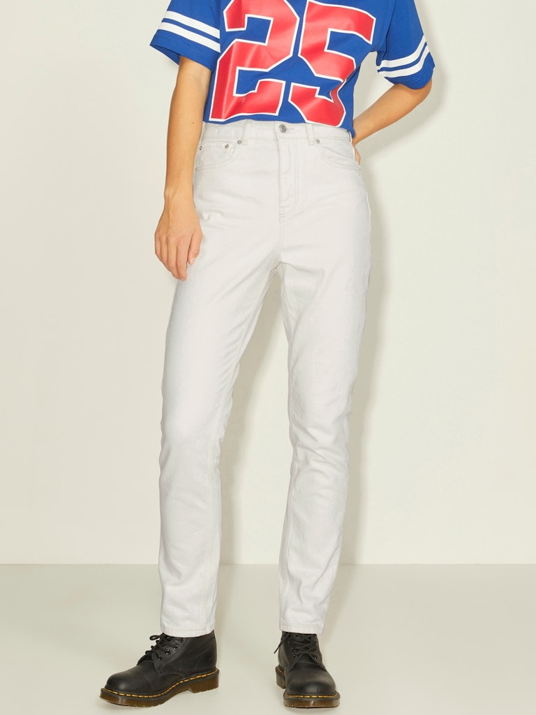 JJXX_SpringSummer2022_3820407_12204438_4.jpg