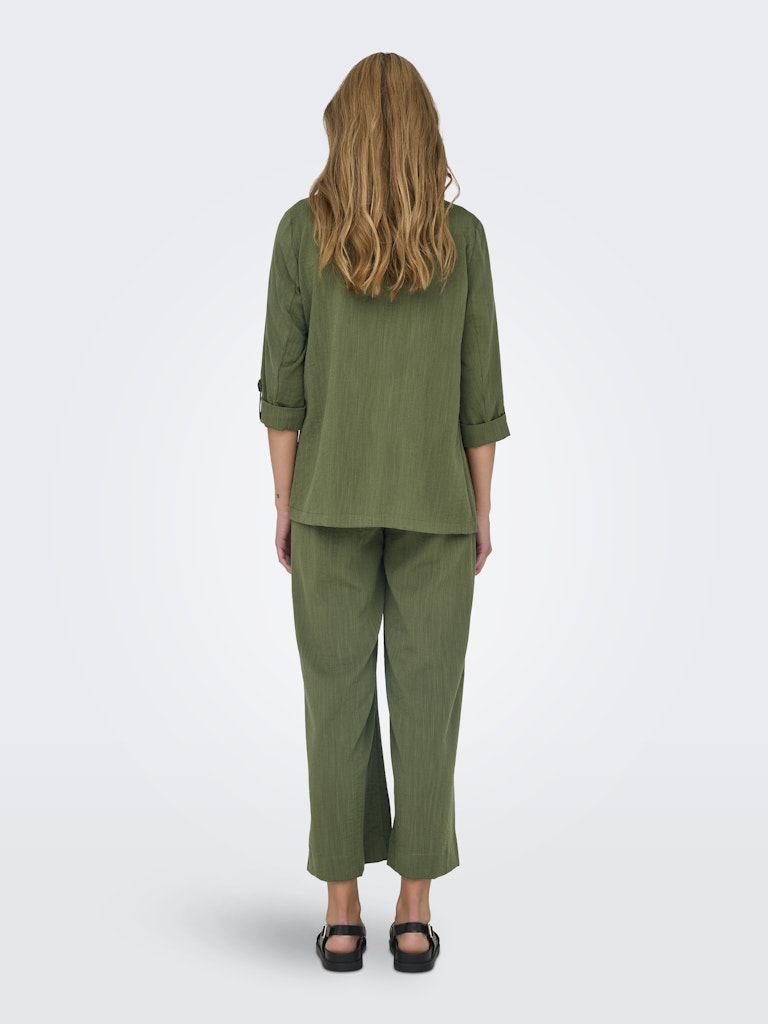ONLY_SpringSummer2024_4353225_15308084_4.jpg