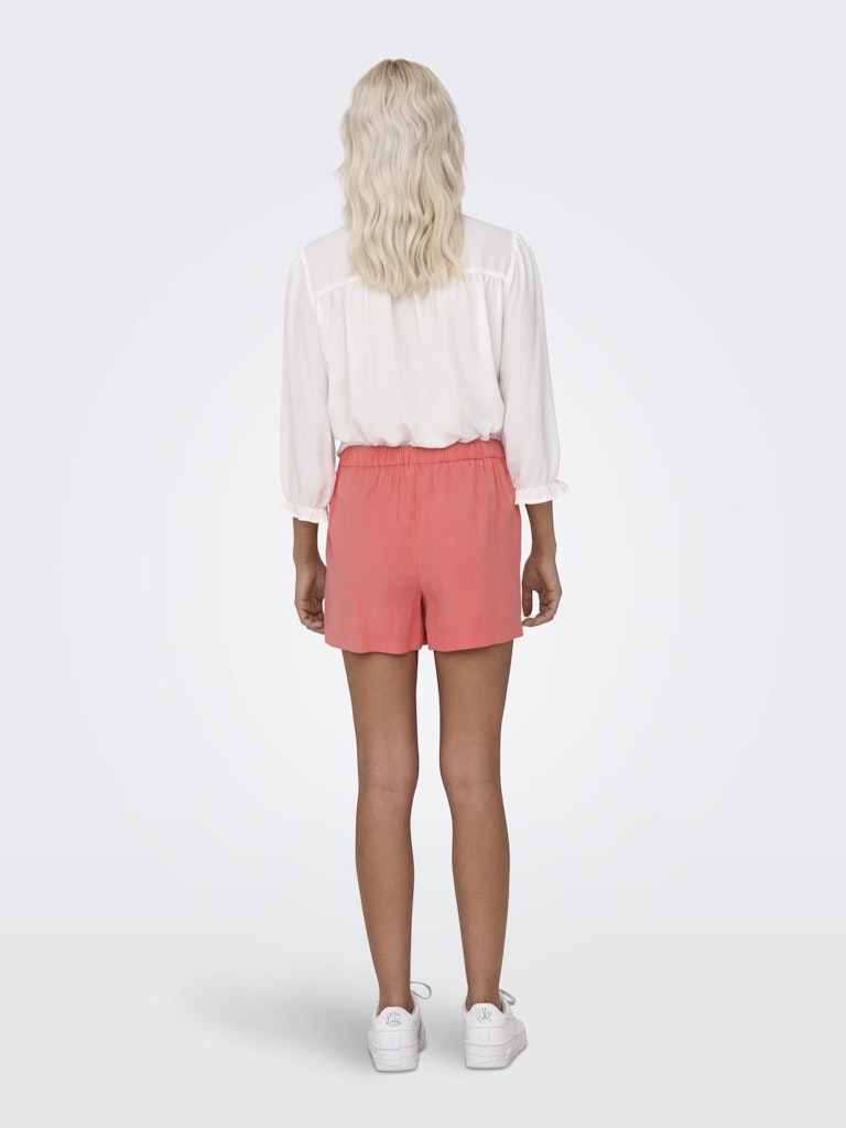 ONLY_Springsummer_4414577_15314273_4.jpg