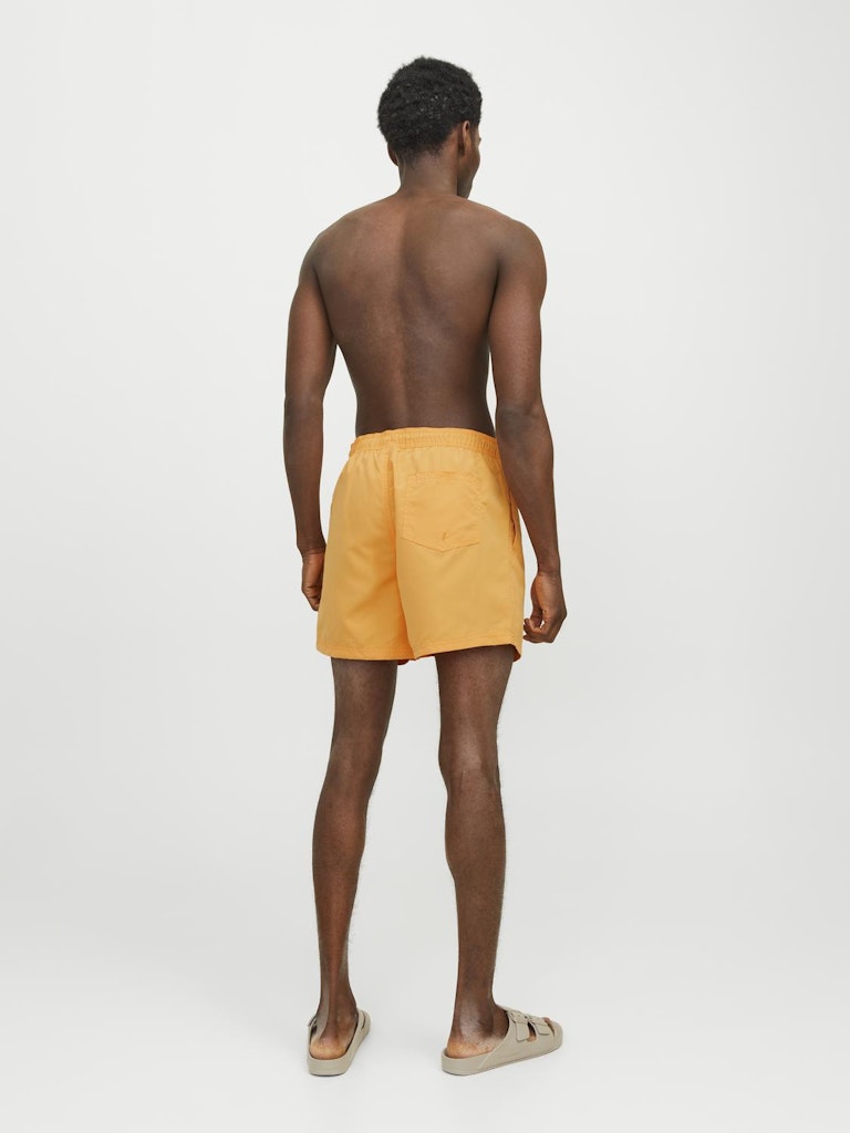 JACK&JONES_SpringSummer2023_4459889_12225961_4.jpg