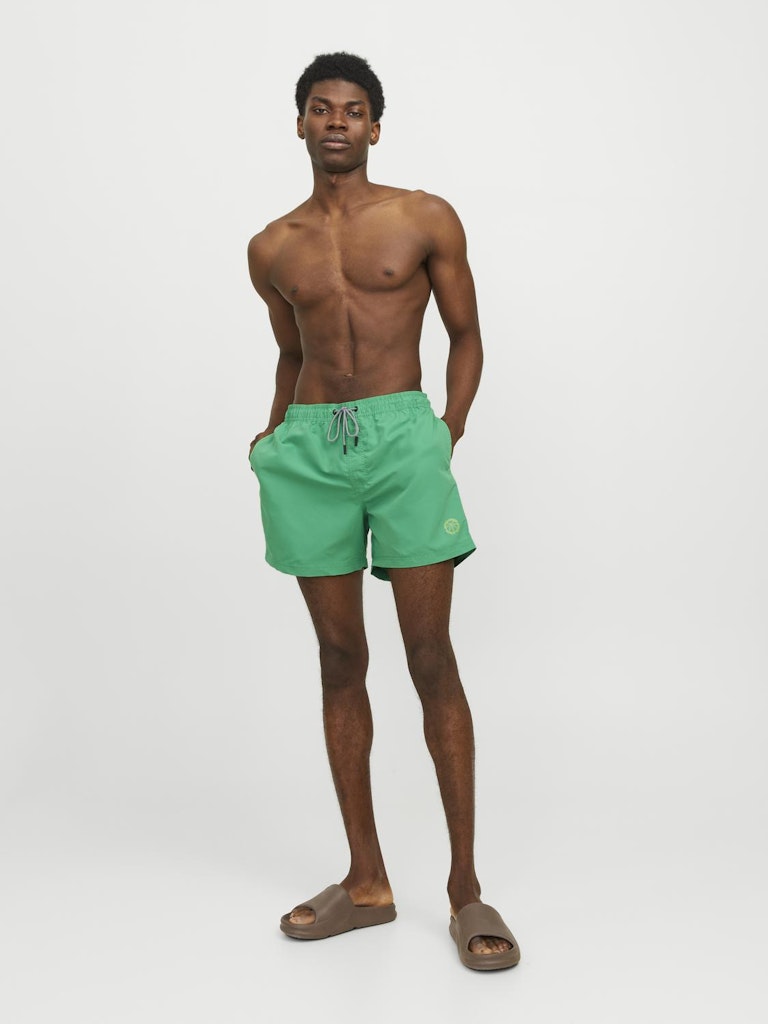 JACK&JONES_SpringSummer2023_4459892_12225961_4.jpg