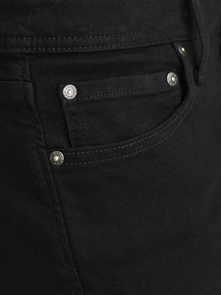 JACK&JONES_FallWinter2019_3019273_12152346_5.jpg