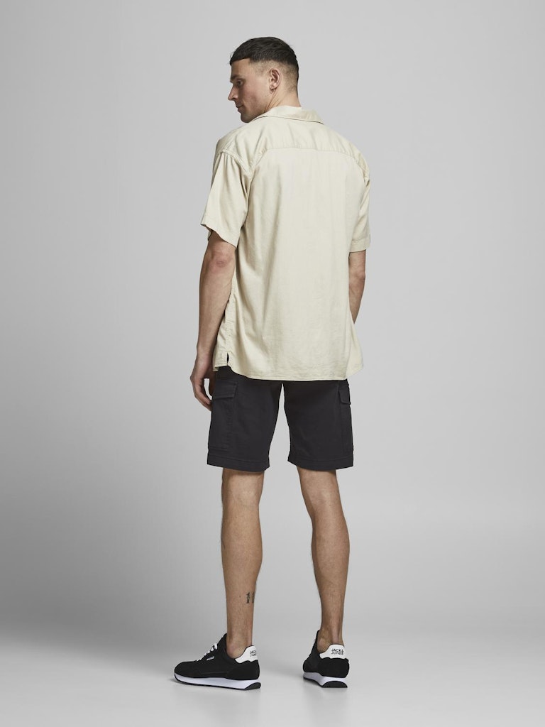 JACK&JONES_SpringSummer2023_3508162_12182555_5.jpg