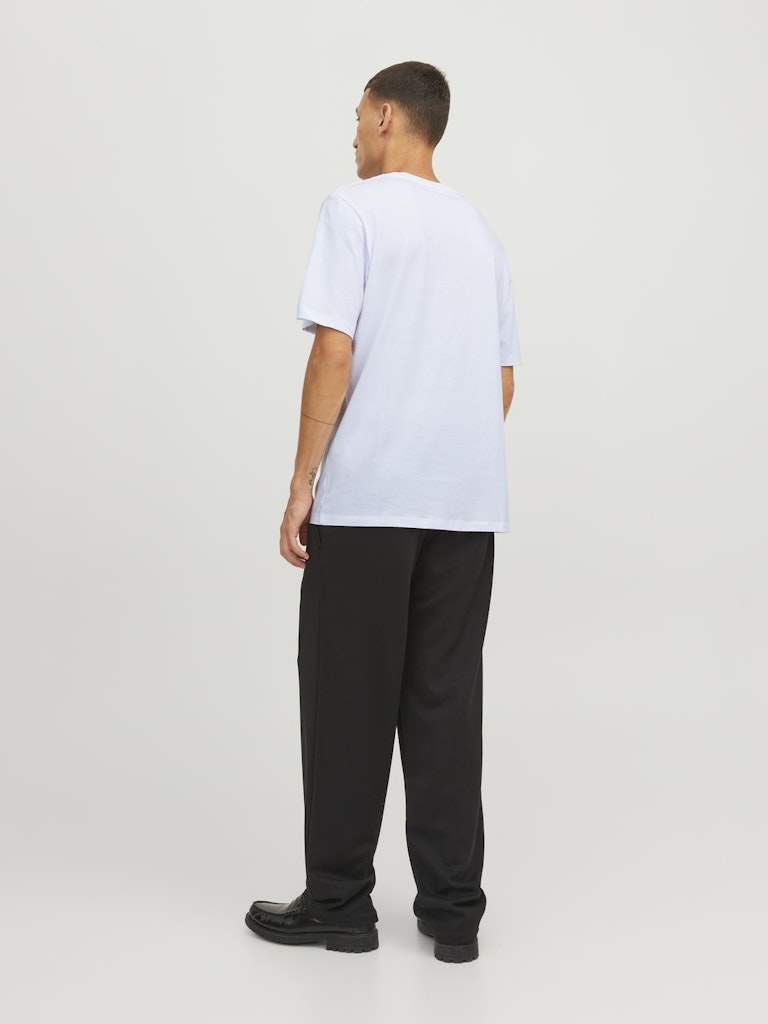 JACK&JONES_FallWinter2018_3609068_12151955_5.jpg