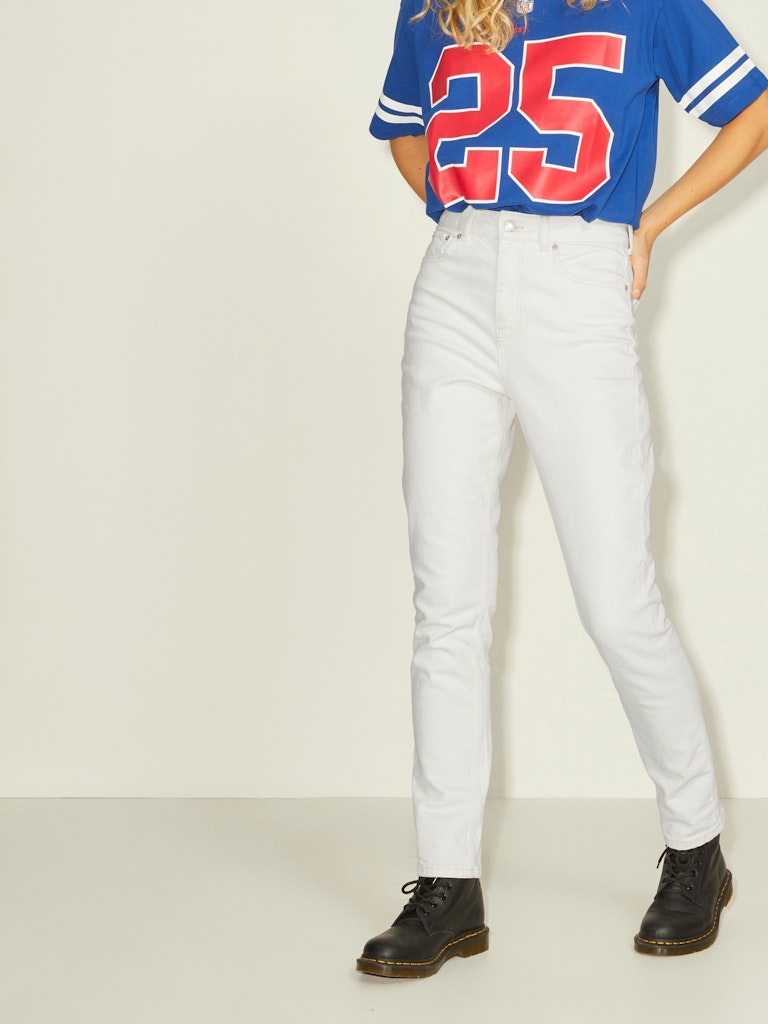 JJXX_SpringSummer2022_3820407_12204438_5.jpg