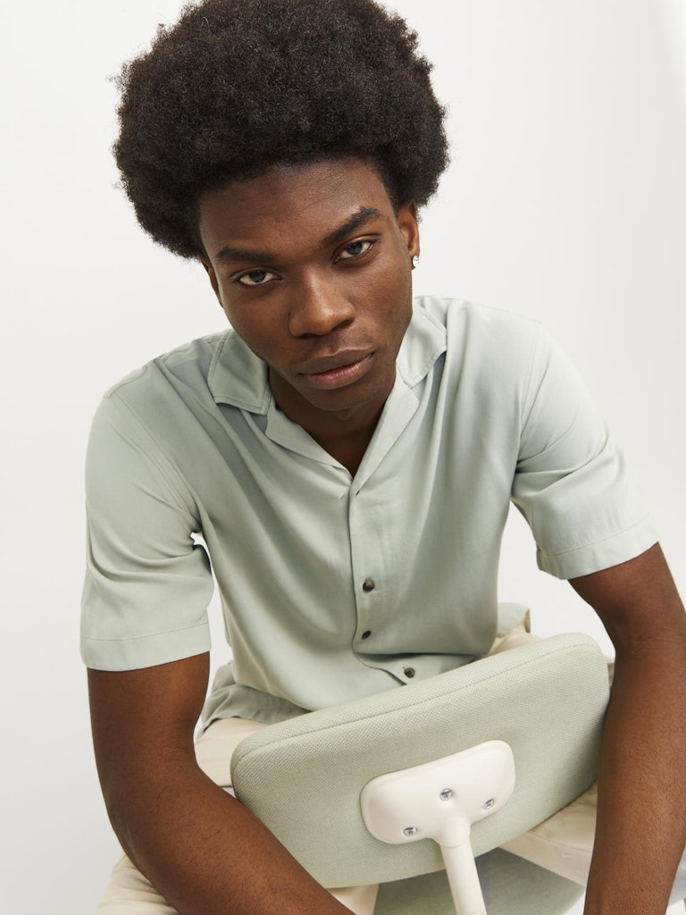 JACK&JONES_SpringSummer2024_4371137_12248386_5.jpg