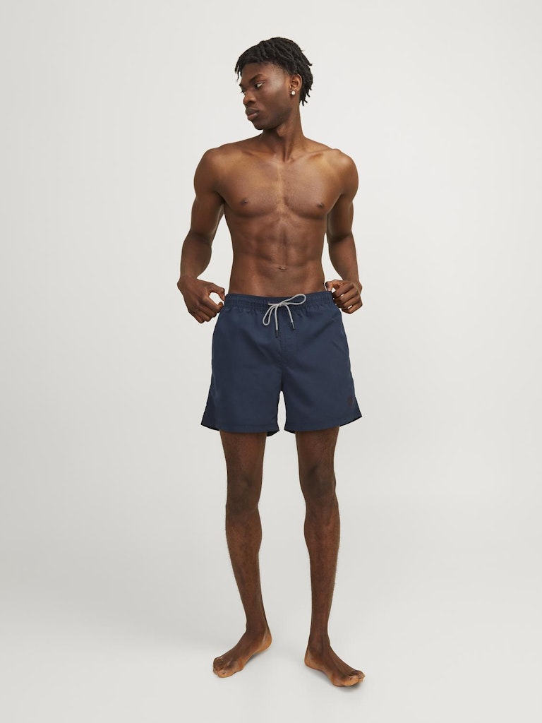 JACK&JONES_SpringSummer2023_4459882_12225961_6.jpg