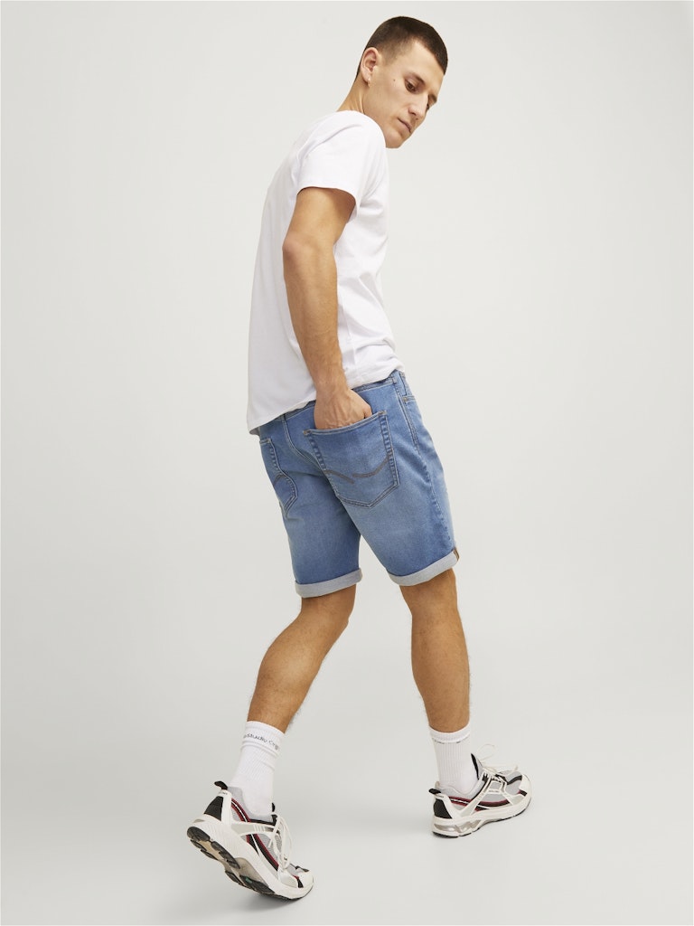 JACK&JONES_SpringSummer2024_4384112_12249208_7.jpg