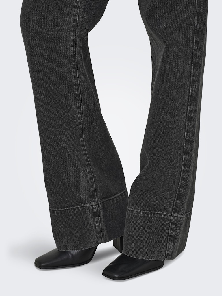 ONLY_FallWinter2024_4388058_15310957_7.jpg