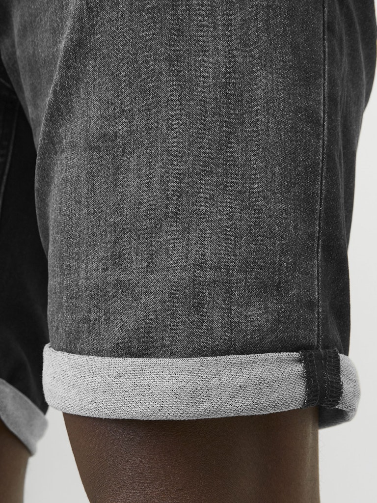JACK&JONES_SpringSummer2024_black-denim_12252246_7.jpg