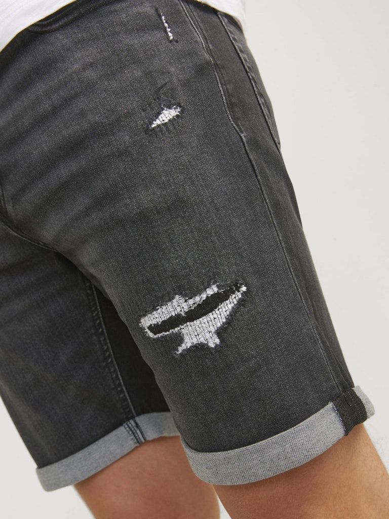 JACK&JONES_SpringSummer2024_black-denim_12252247_7.jpg