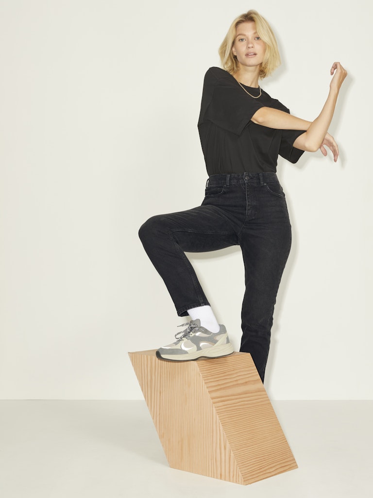 JJXX_SpringSummer2023_3813262_12203849_8.jpg