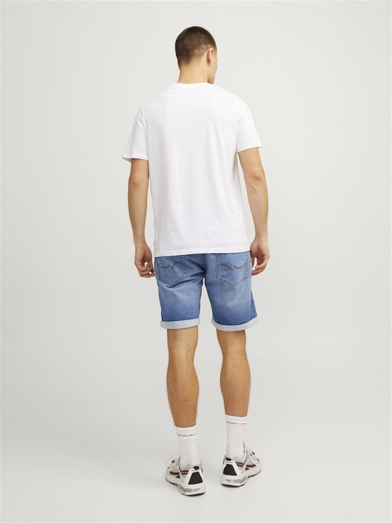 JACK&JONES_SpringSummer2024_4384112_12249208_8.jpg