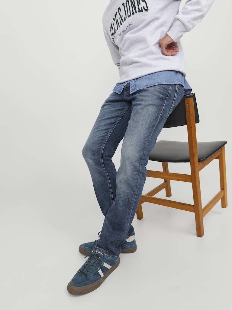 JACK&JONES_FallWinter2023_blue-denim_12250062_8.jpg