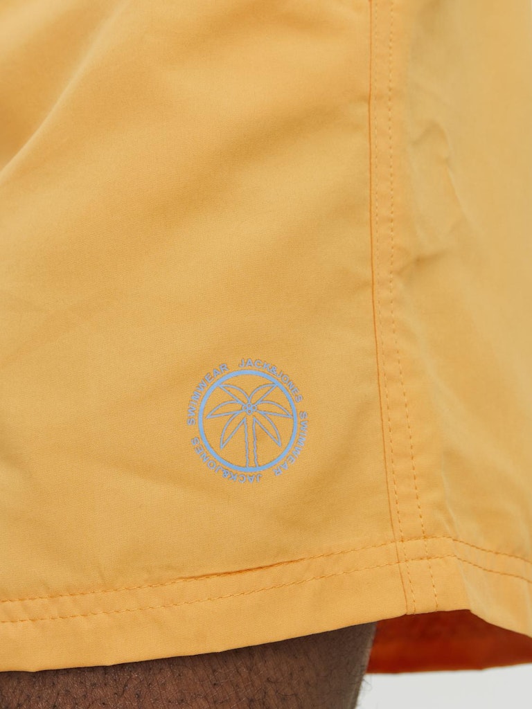 JACK&JONES_SpringSummer2023_4459889_12225961_8.jpg